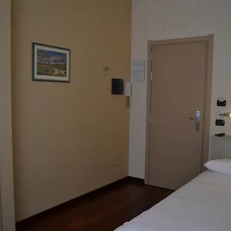 Italia 30 Hotel Gorgonzola